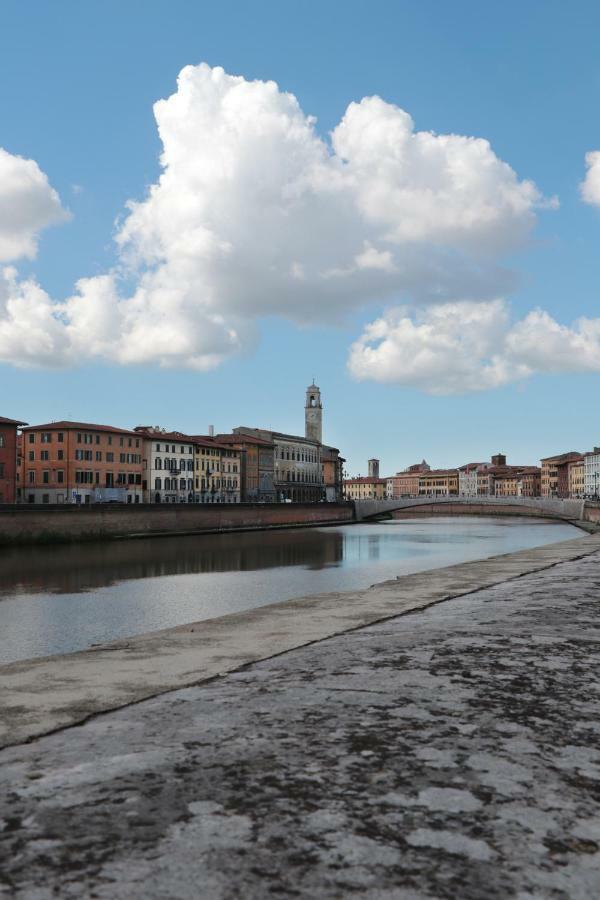 Suite Testamatta Pisa Luaran gambar